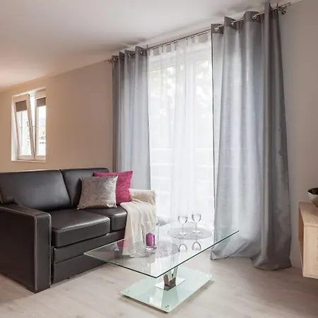 24 Absyntapart Rynek * Breslau