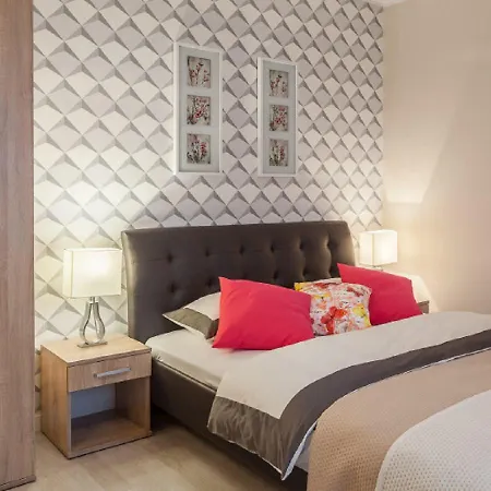 24 Absyntapart Rynek * Breslau